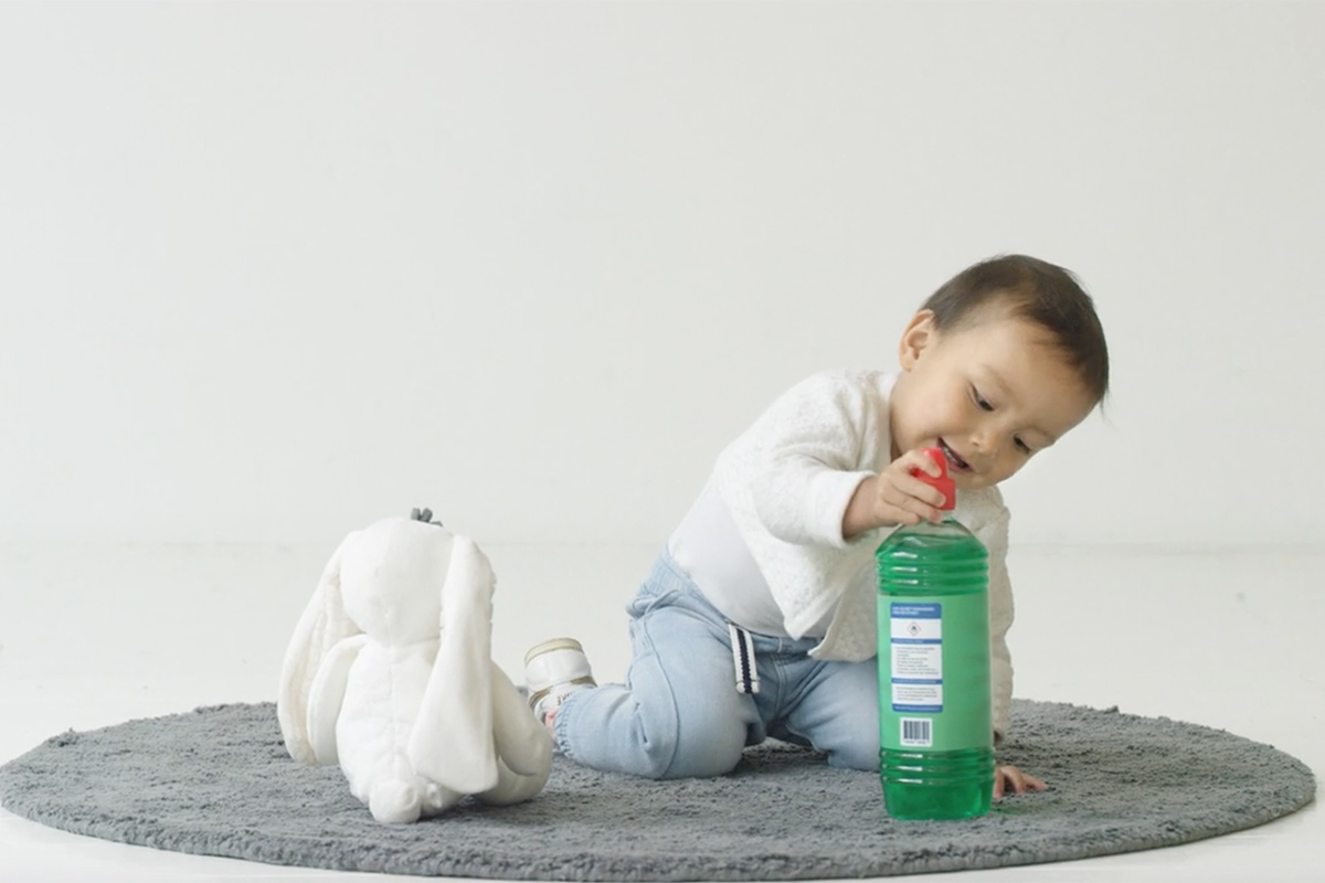 Mon fils a bu de la Javel